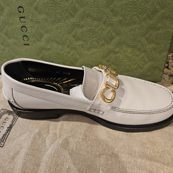 NWB Gucci Mystic White Cara Logo Loafer Loafers Flats Slip Ons Leather - Picture 4 of 10